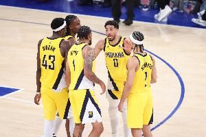 个个都能打！步行者单个季后赛8名球员得分200+ NBA历史首队